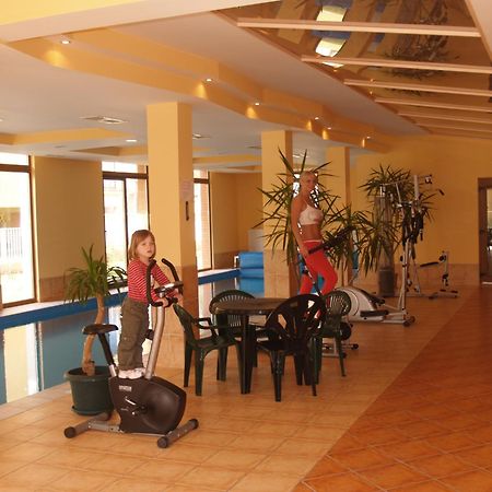 שיופוק Dorina Wellness Apartman מראה חיצוני תמונה