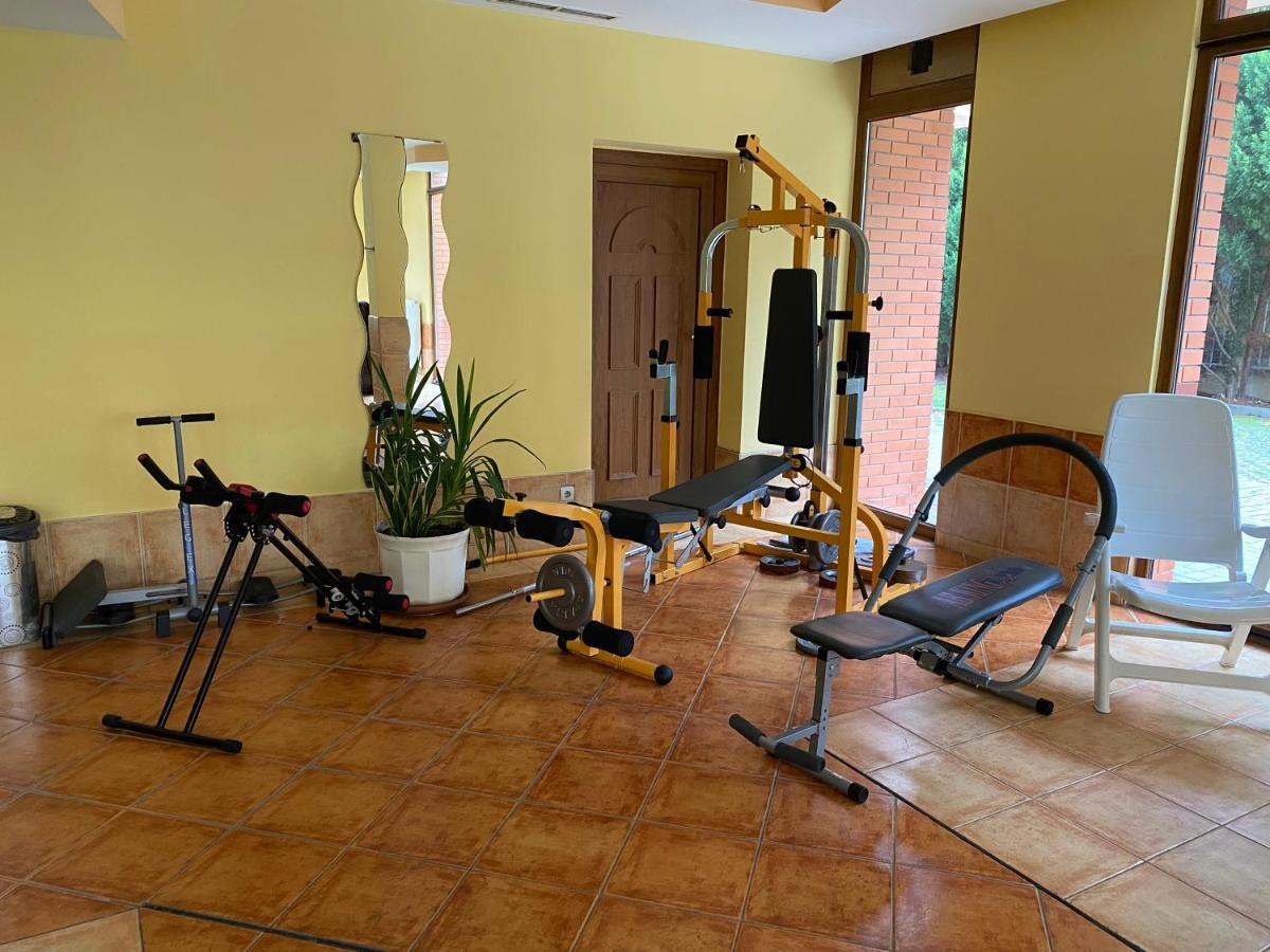 שיופוק Dorina Wellness Apartman מראה חיצוני תמונה