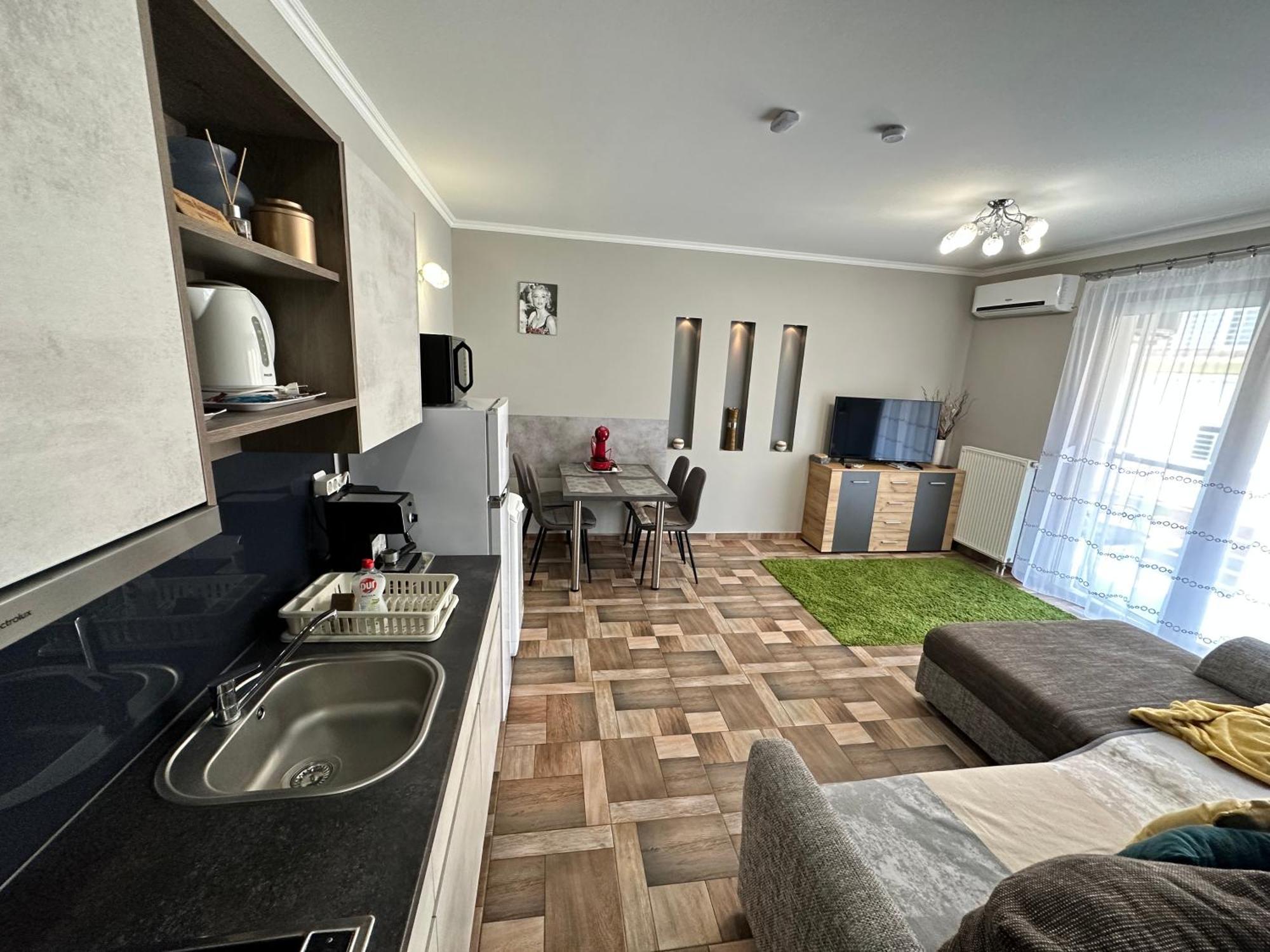 שיופוק Dorina Wellness Apartman מראה חיצוני תמונה