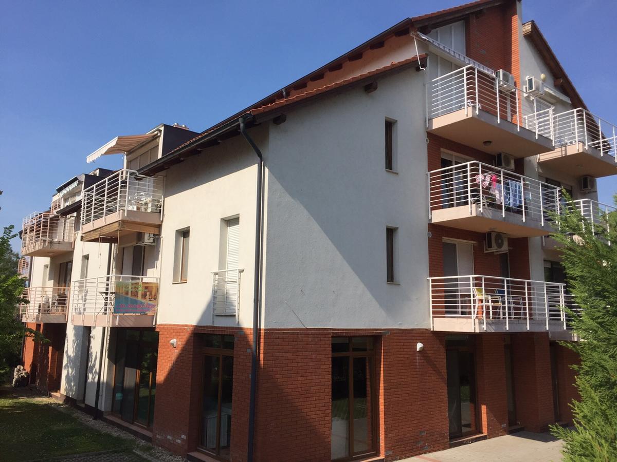 שיופוק Dorina Wellness Apartman מראה חיצוני תמונה