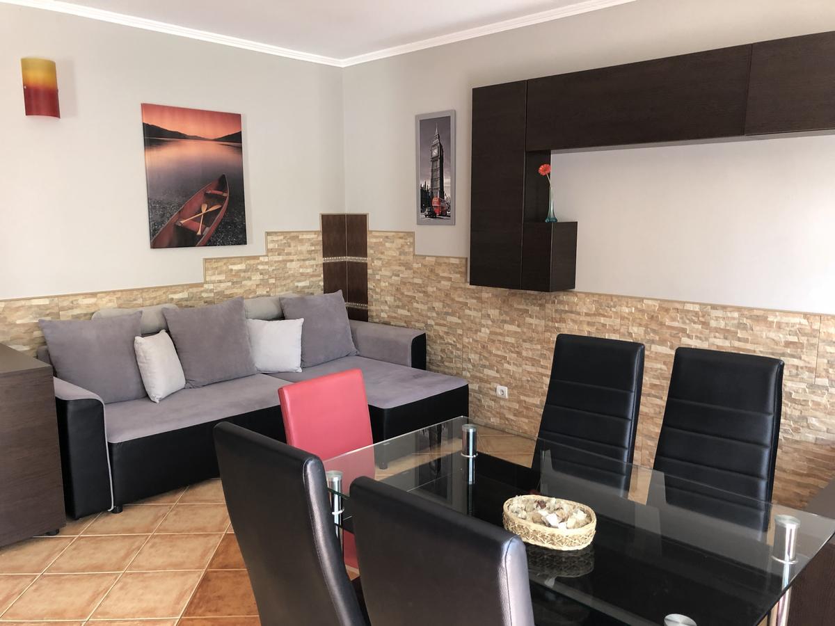 שיופוק Dorina Wellness Apartman מראה חיצוני תמונה